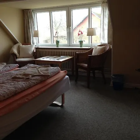 Sj Гостевой дом Тённер